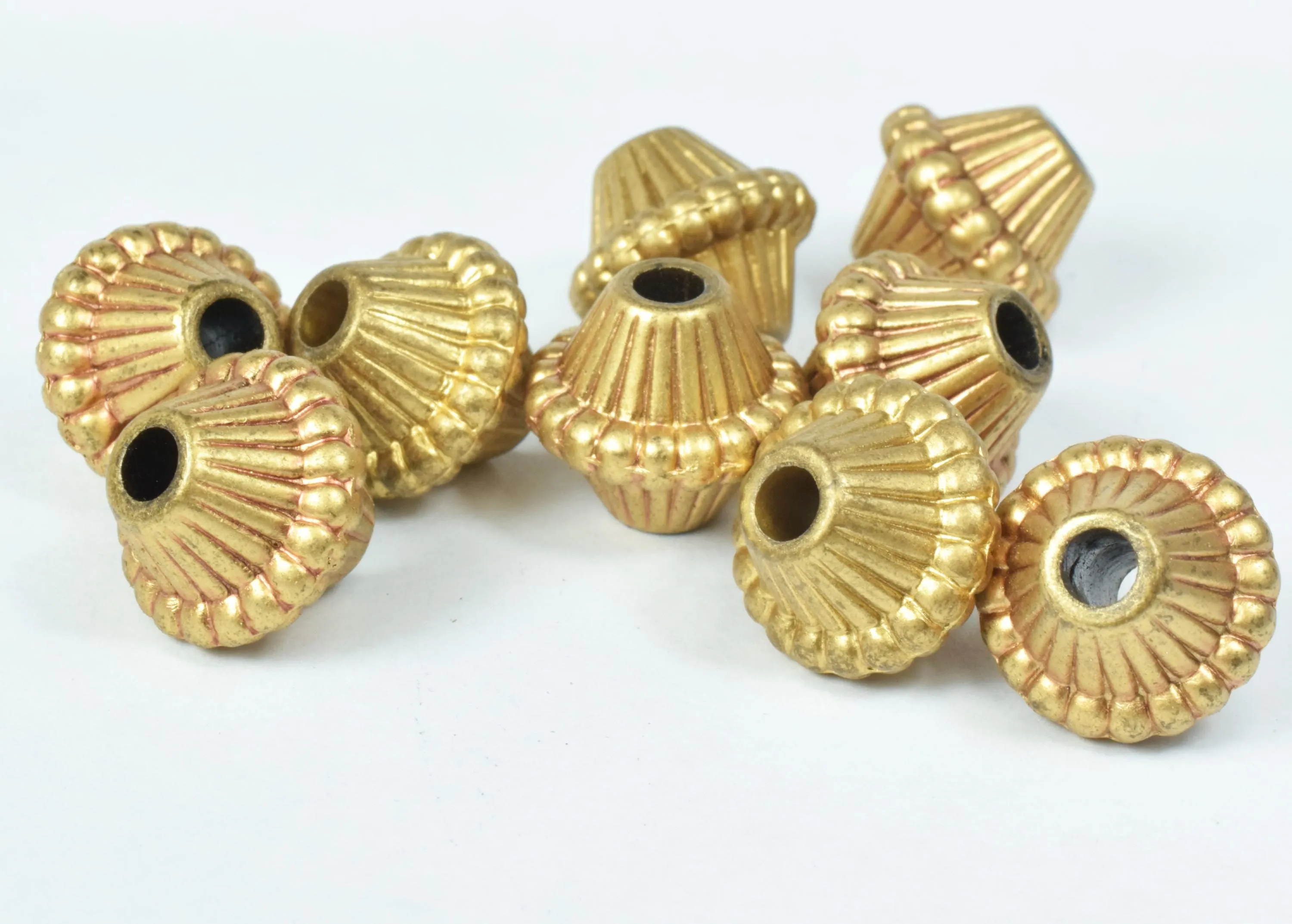 16mm Tube Cone Funnel Bead, Antique Gold Plastic Resin Textured  Beads, Plastic Gold Beading Tools, Wholesale  Beads, Macrame Beads