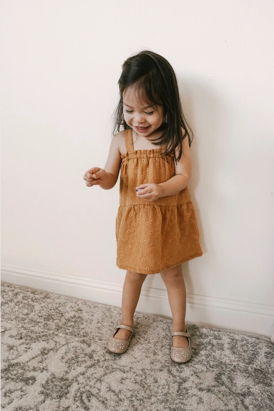 Baby dress / embroidered muslin - caramel