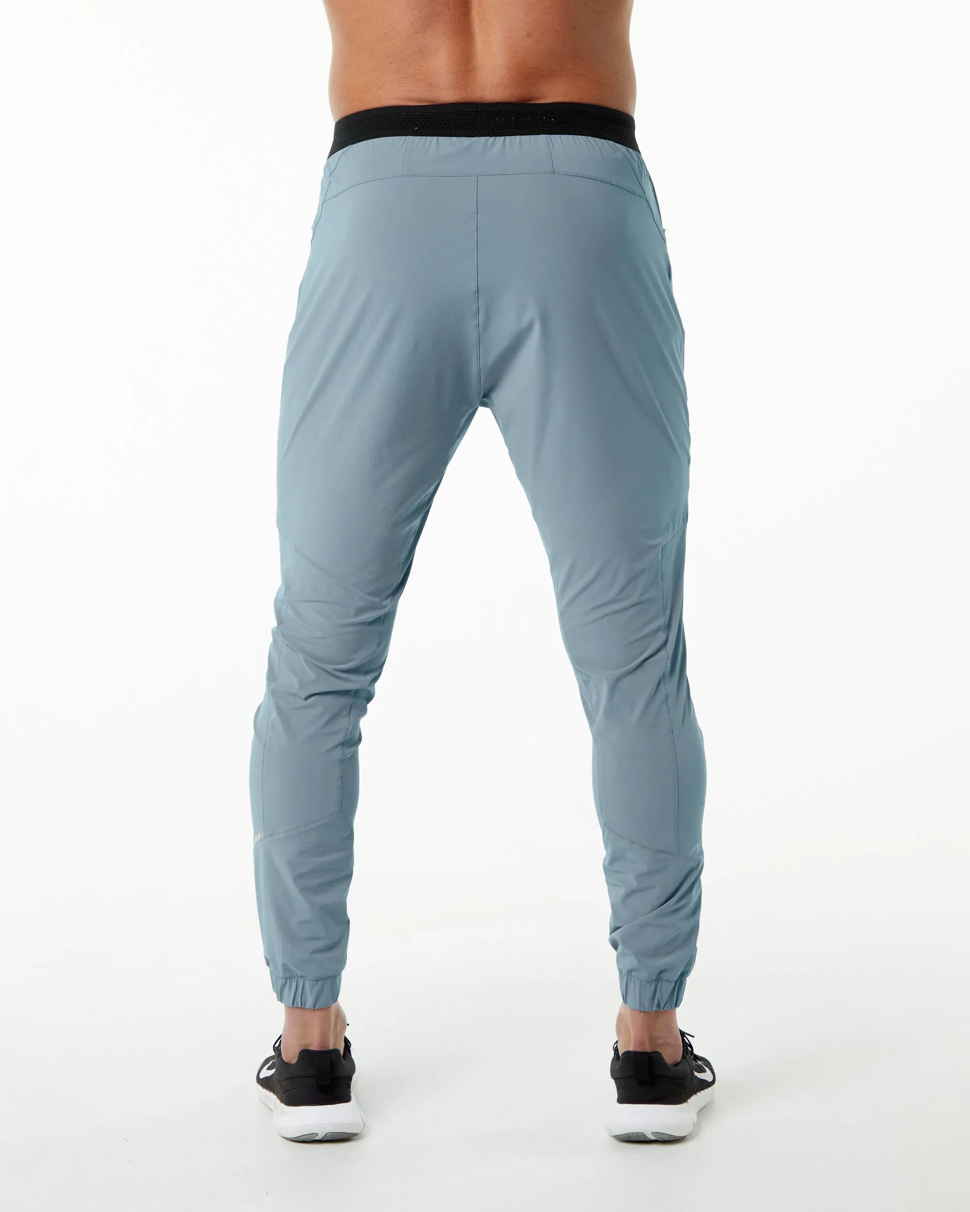 Studio Pant - Fog Blue